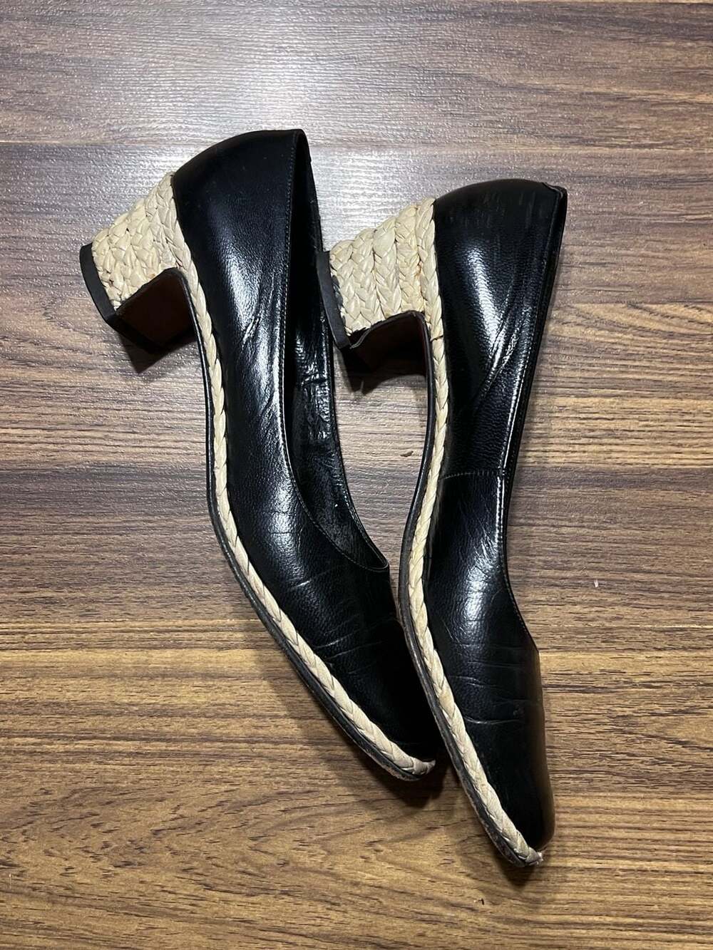 Amalfi Rangoni Florence Italy Vintage Black Leather Espadrille Block Heel Pumps